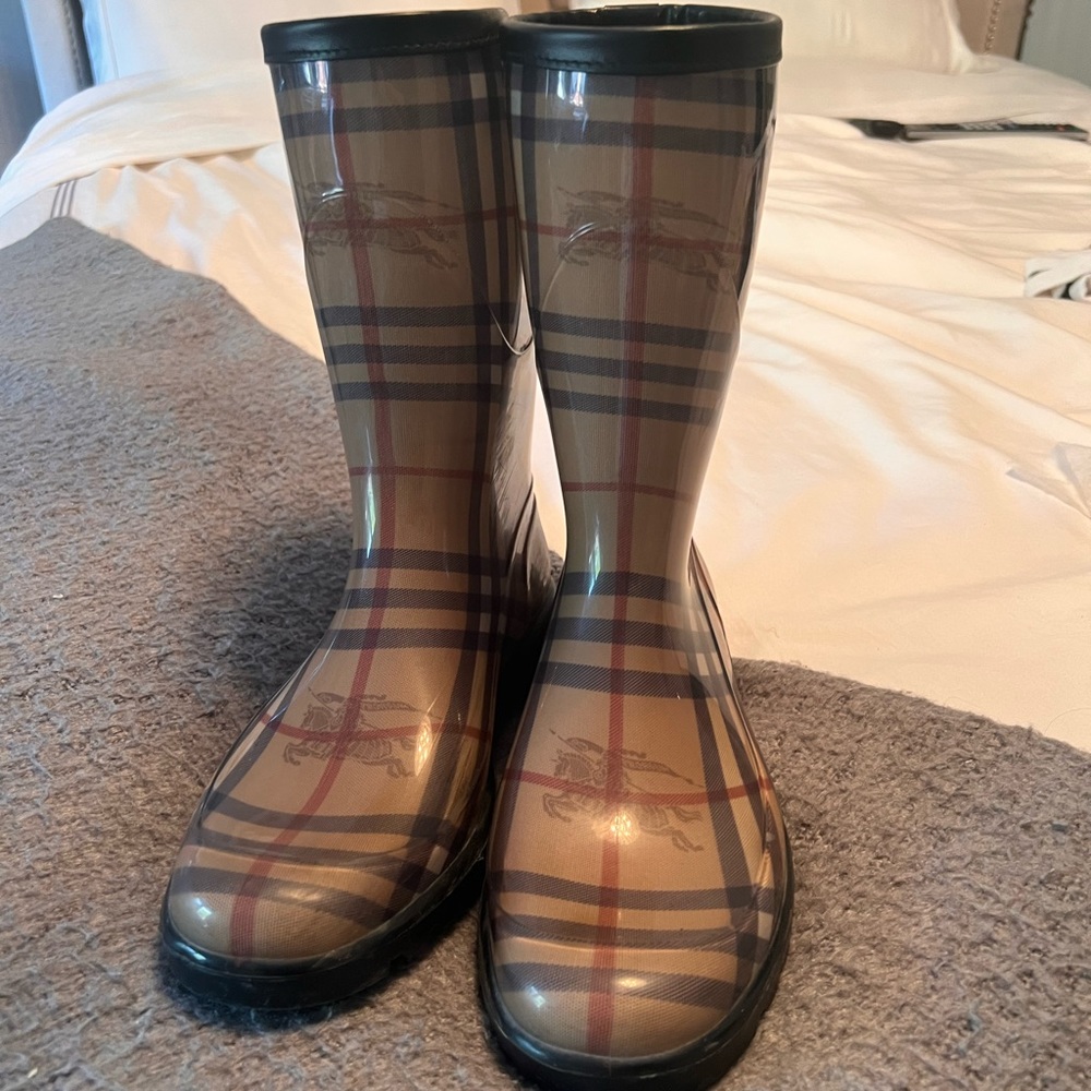 Authentic Burberry Rain Boots